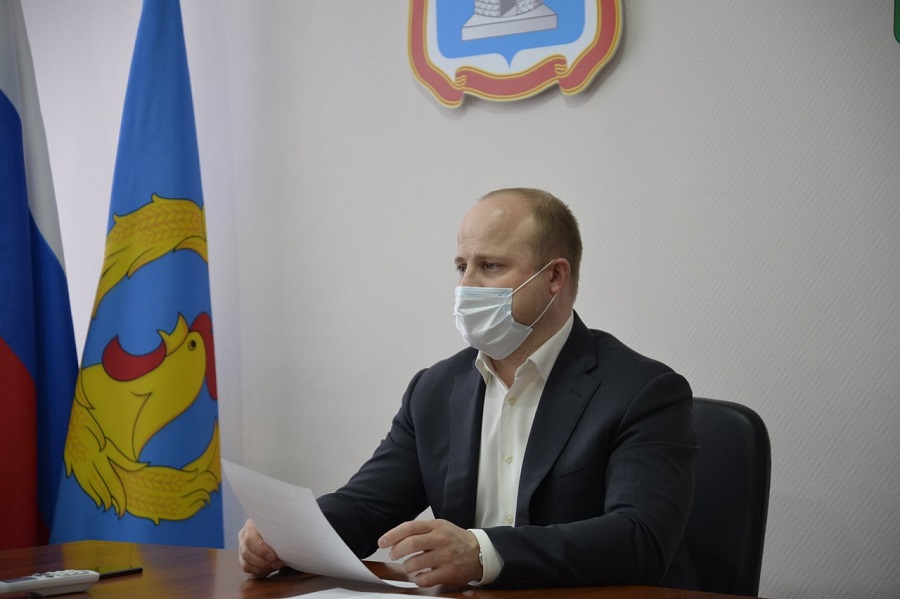 Глава Рассказовского района провёл заседание комиссии по безопасности дорожного движения