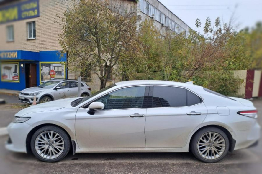 Тамбовчанин погасил 40 штрафов ГИБДД, чтобы снять арест с автомобиля "Toyota Camry"