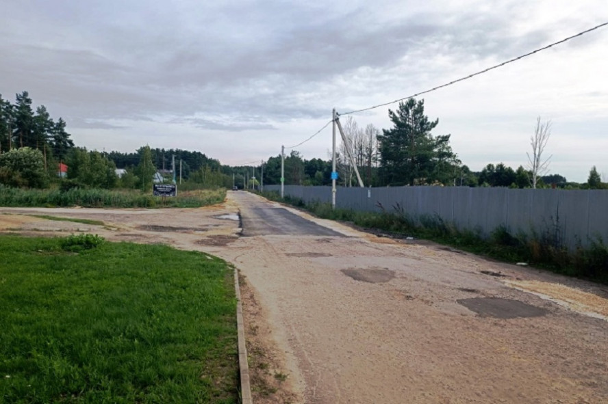 В Тамбовском округе отремонтировали дорогу, ведущую к санаторию "Сосны"