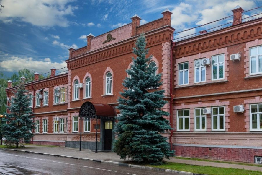 Прокуратура через суд обязала администрацию Тамбова сделать освещение на детской площадке