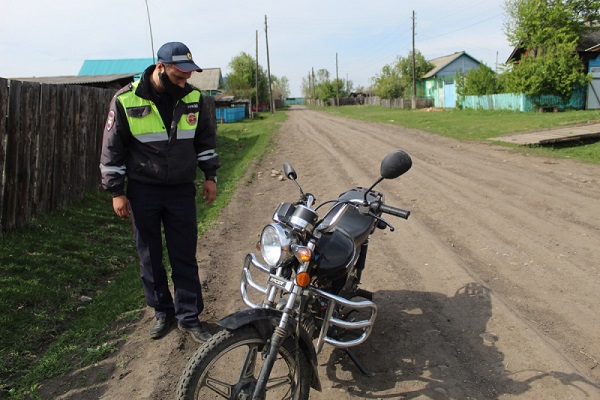 Опрос ИА "Онлайн Тамбов.ру" показал: большинство считают, что мотоциклистов-нарушителей нужно лишать прав