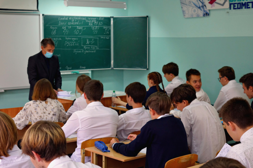 В Тамбовской области будут ежедневно мониторить уровень заболеваемости среди школьников и студентов