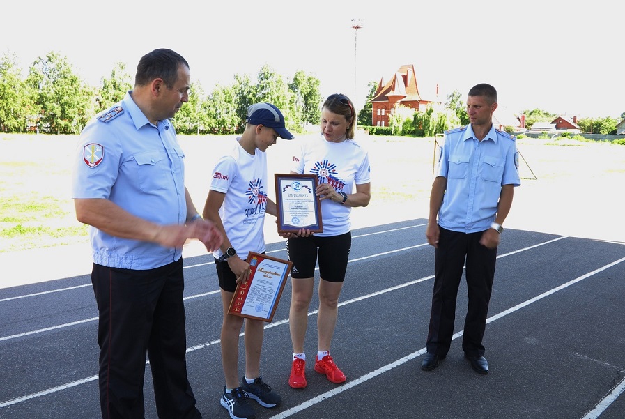 Олимпийская чемпионка по биатлону Анна Богалий встретилась с юными спортсменами Тамбова