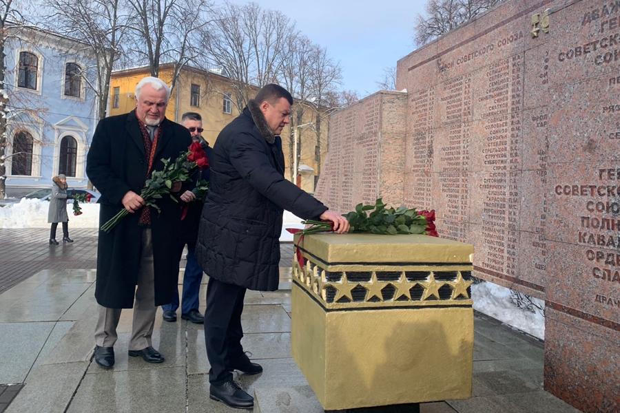 В Тамбове почтили память погибших в Сталинградской битве