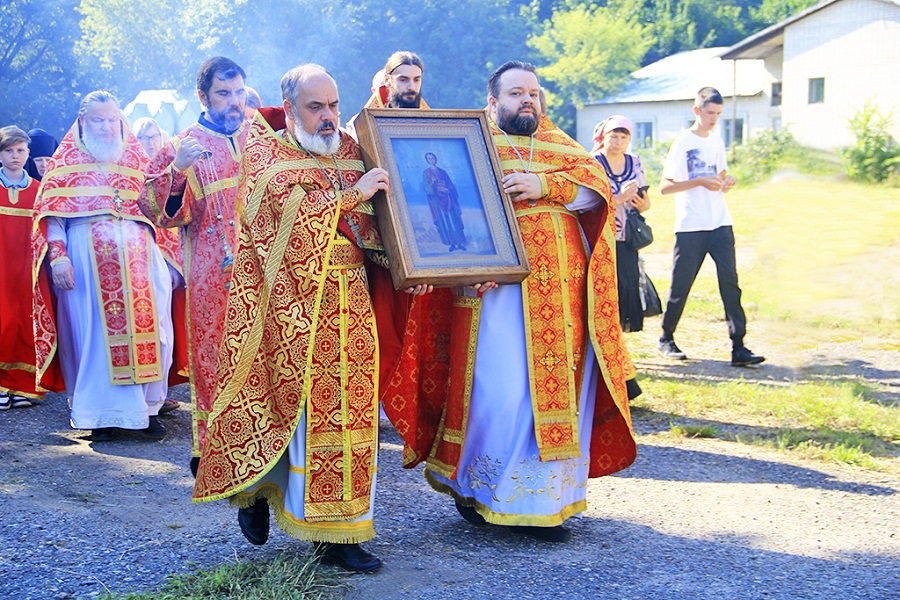 День памяти целителя Пантелеимона отпраздновали в возрождаемом скиту в Тамбовском районе