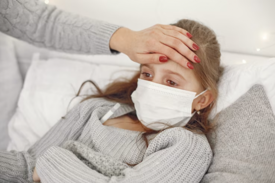 Названы опасные симптомы ротавируса у детей