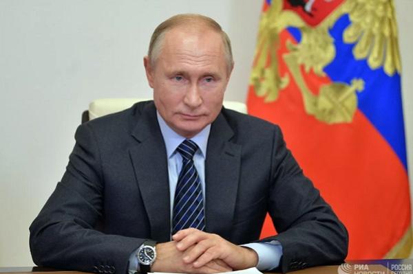 Путин подписал закон, усиливающий уголовную ответственность за клевету в интернете