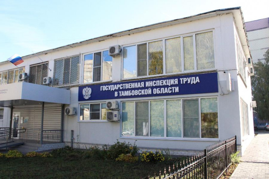 В Тамбове штукатур-маляр разбился насмерть при падении со строительной вышки