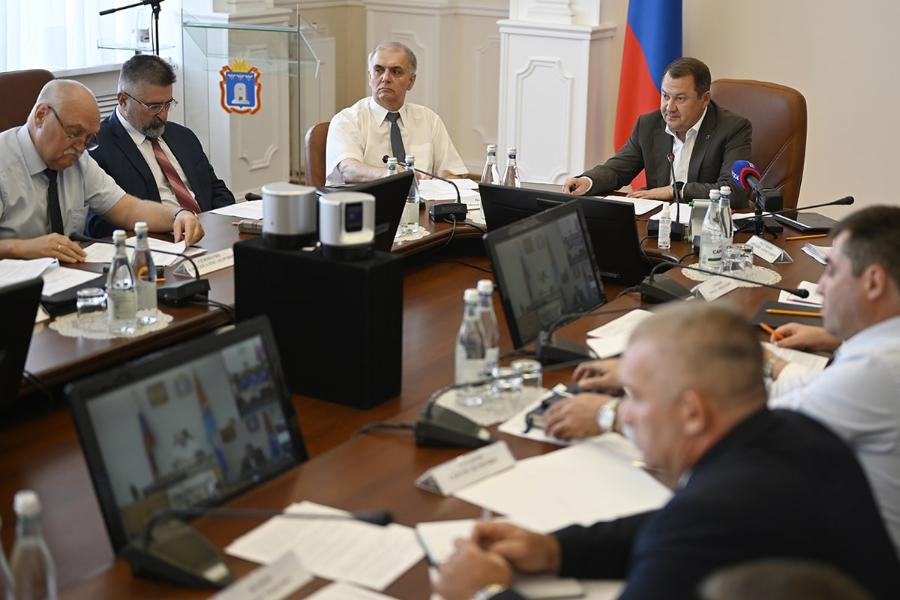 Максим Егоров поручил усилить антитеррористическую защищенность школ и избирательных участков