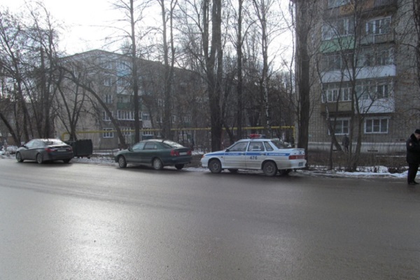 Два жителя Тамбовской области пытались дать взятку полицейским 