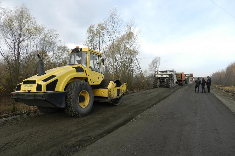 В Тамбовской области идет ремонт автодороги с применением новейшей  технологии