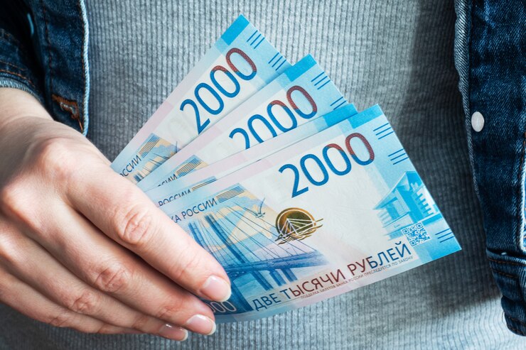 Тамбовчане хранят на вкладах почти 122 млрд рублей