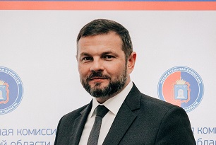 Андрей Офицеров