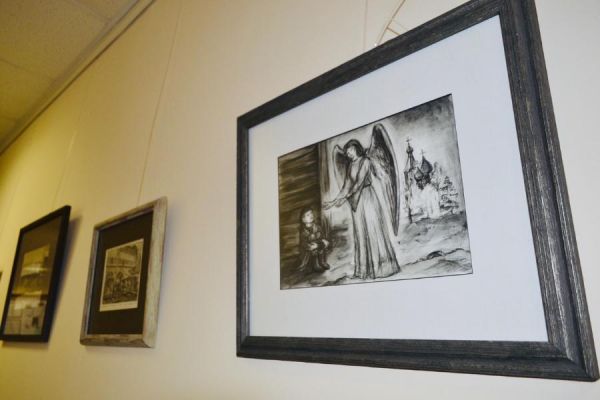 В Тамбовском филиале РАНХиГС открылась выставка картин Елены Дроковой