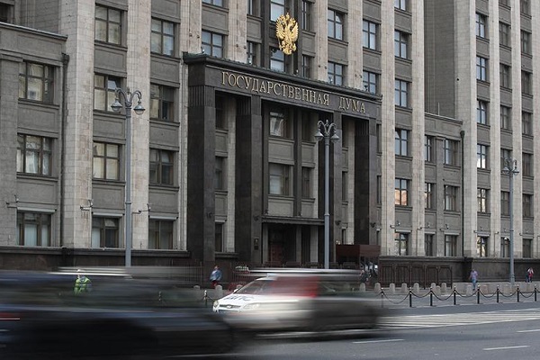 Законопроект о выплате 10 тысяч рублей на школьников внесли в Госдуму