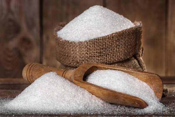 В Минсельхозе обозначили срок снижения цен на сахар и масло
