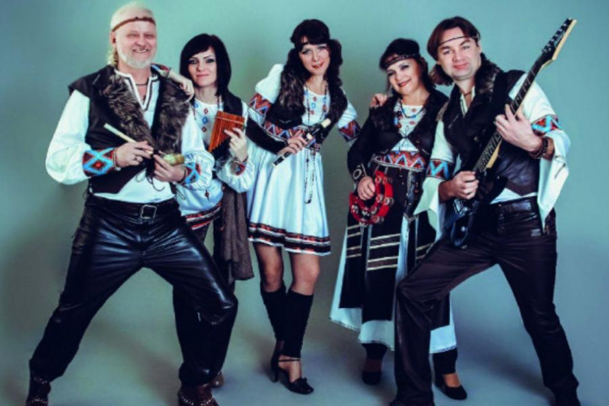 Тамбовский семейный ансамбль песни "Вишнёвый сад" отметит концертом своё 25-летие