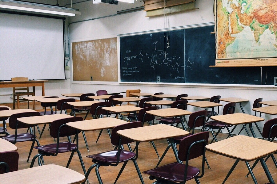 В одном из образовательных учреждений Тамбовской области ставили оценки не пришедшим на экзамены студентам
