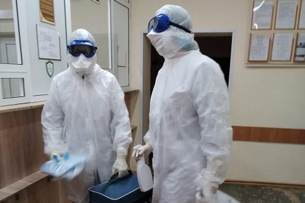 В лечебные учреждения Тамбовской области поступят защитные костюмы, медицинские маски и респираторы