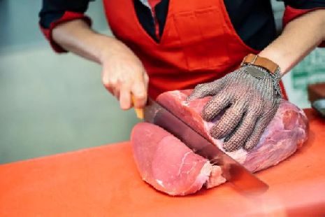 В Тамбовской области сняли с продажи более 200 кг мясной продукции