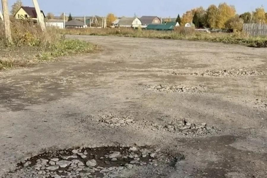 Жители села Куксово просят отремонтировать дорогу на улице Советской