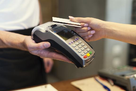 Жительнице Тамбова грозит срок за использование чужой банковской карты
