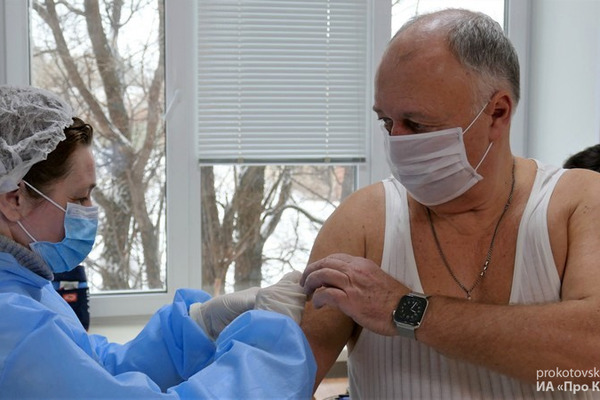 В Котовске по желанию горожан прививки от коронавируса стали делать на дому 