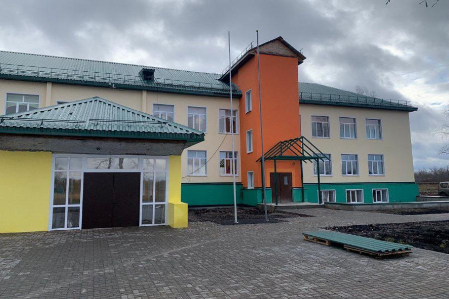 Подрядчик заплатит более 1 млн рублей за нарушение сроков ремонта школы в Моршанске