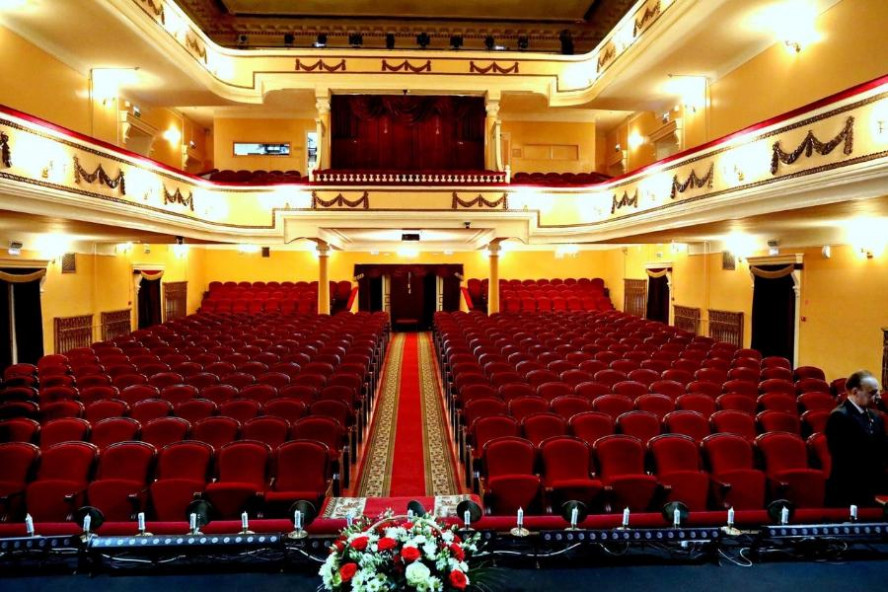Новый сезон в Мичуринском драмтеатре откроется премьерой "Безотцовщина"