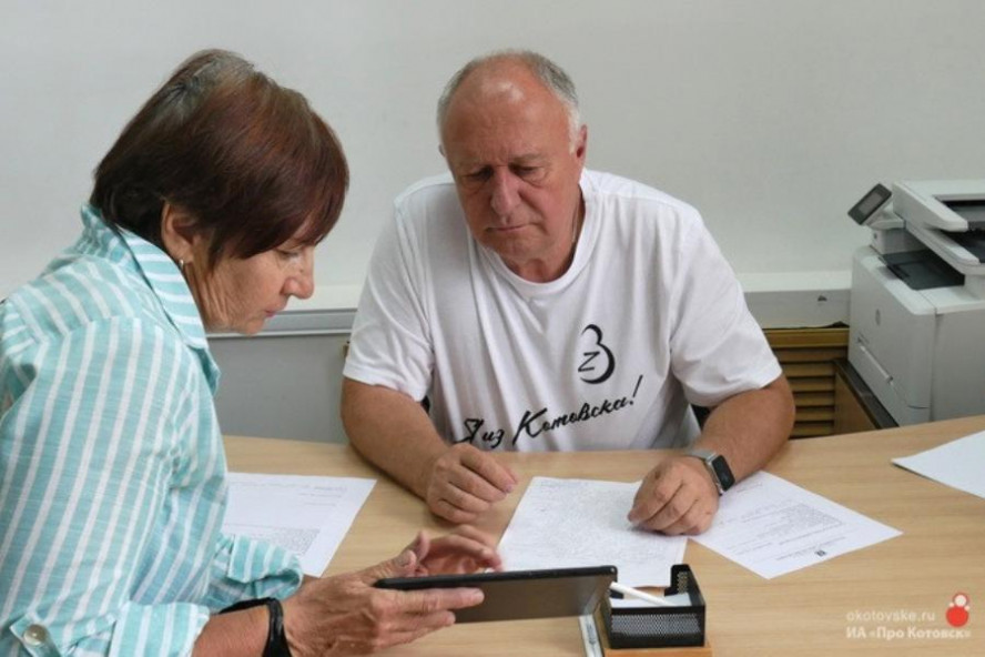 Глава Котовска провел личный прием граждан в городском МФЦ