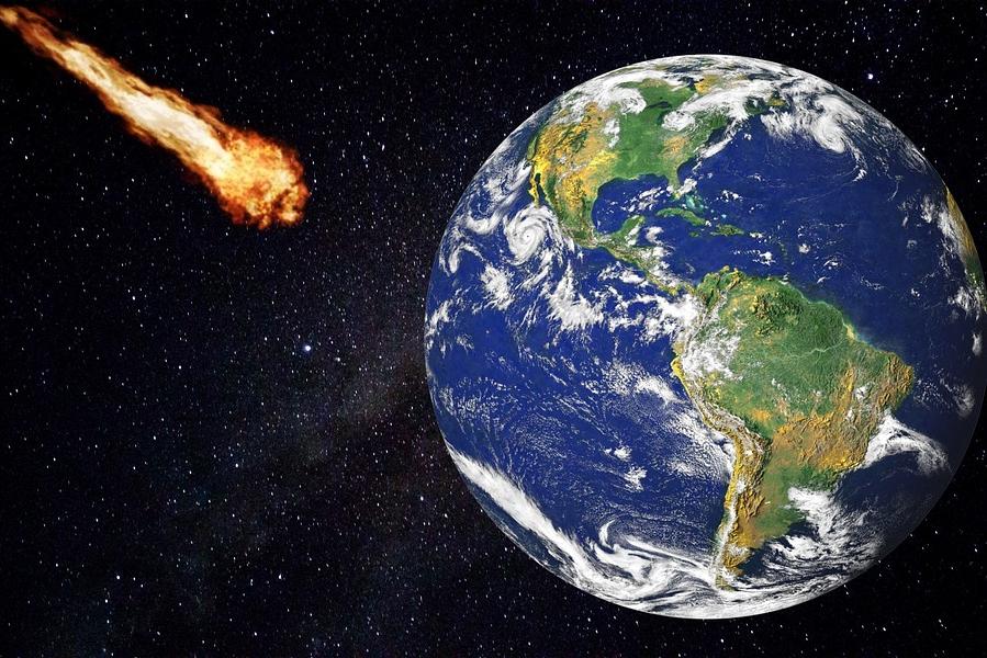 В МЧС предупредили об астероиде, который опасно сблизится с Землёй