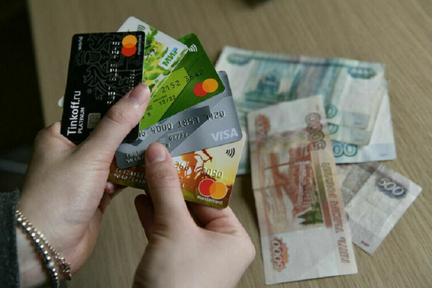 В МВД предложили уголовно наказывать помощников банковских мошенников
