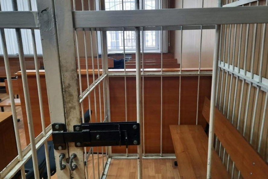 В Моршанске заключенный дал взятку сотруднику колонии за пронос телефонов