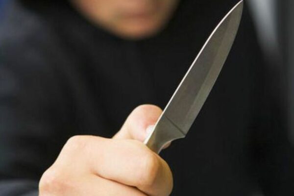 В Сосновском районе мужчина угрожал своей сожительнице ножом 