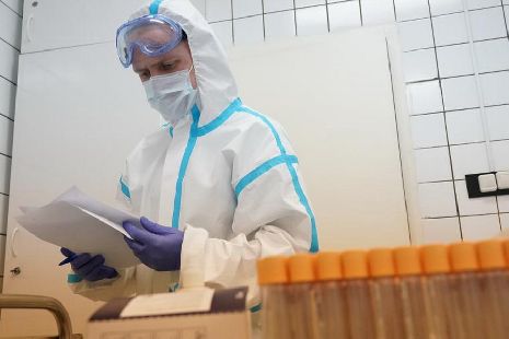 В России за сутки зафиксировали почти 9 тысяч новых случаев коронавируса