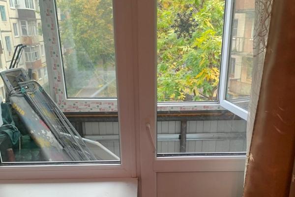 В Тамбове из окна многоэтажки упал 3-летний ребёнок