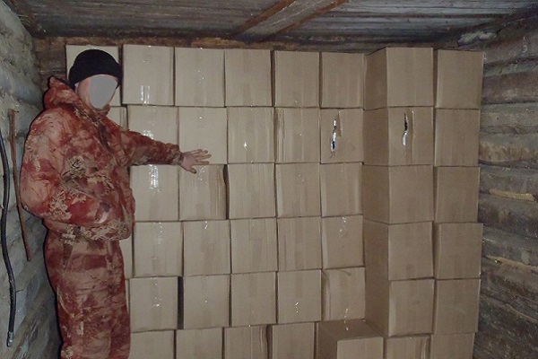 В Первомайском районе полицейские изъяли более 2 тысяч бутылок "палёной" водки