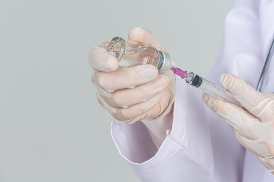 Роспотребнадзор назвал сроки вакцинации при контакте с больным корью