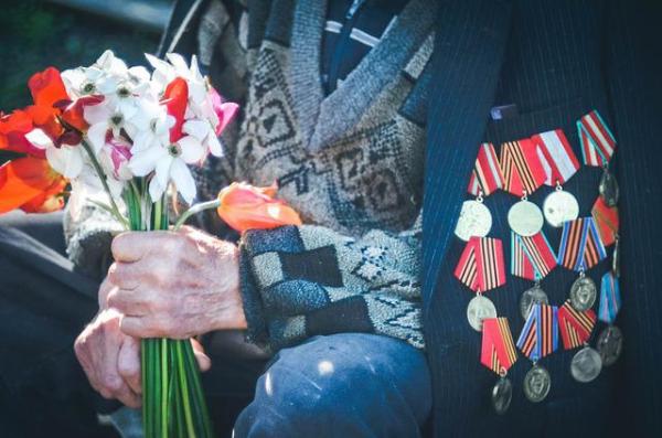 Ветераны Великой Отечественной войны смогут бесплатно ездить на такси