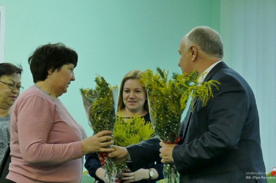 Глава Котовска Алексей Плахотников встретился с жёнами и матерями участников СВО