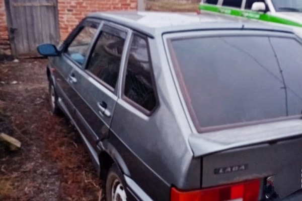 За долги по алиментам житель Уваровского района лишился автомобиля
