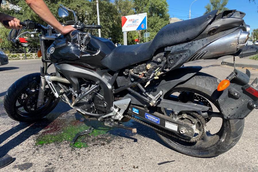 В Тамбове мотоциклист попал в тройное ДТП