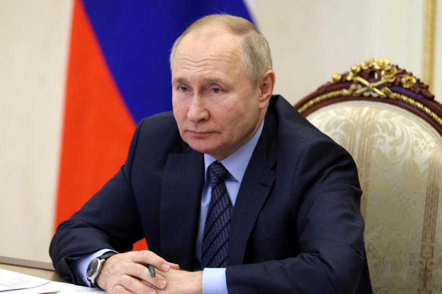 Путин поручил оценить идею перераспределения турпотоков в Крым