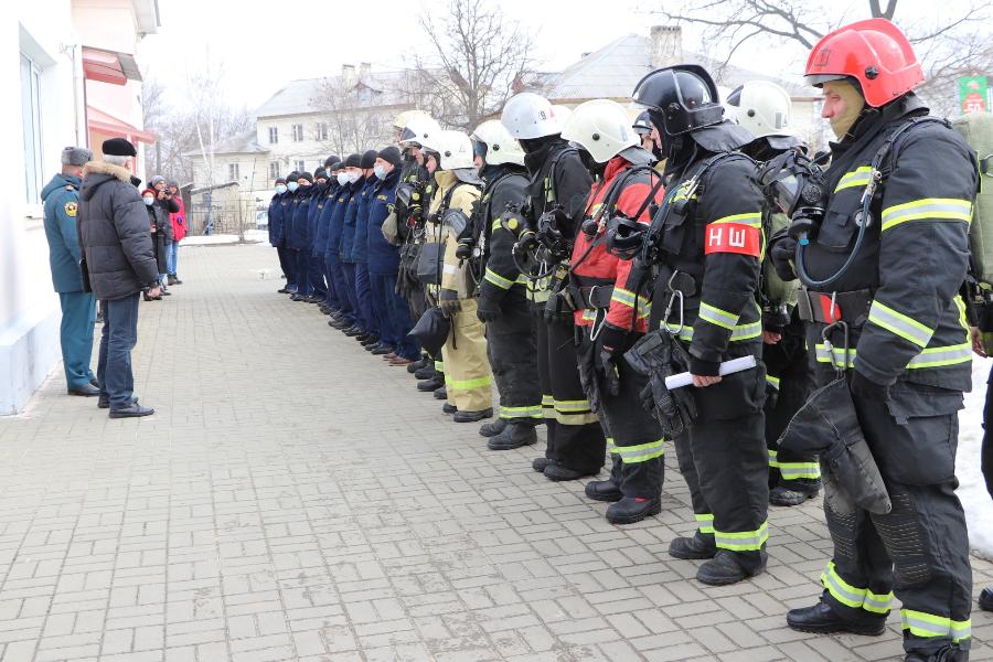 В одном из детских садов Тамбова прошли пожарно-тактические учения