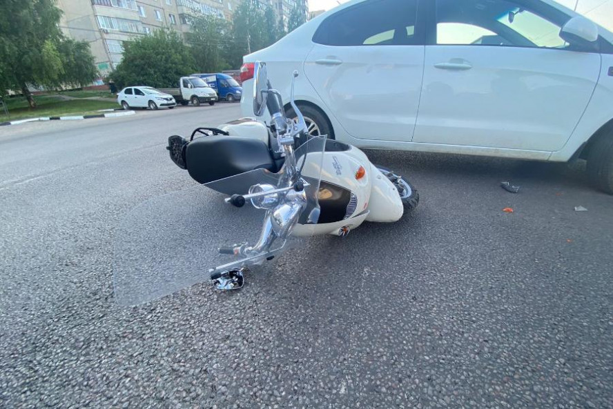 В Тамбове 16-летний мотоциклист пострадал в ДТП