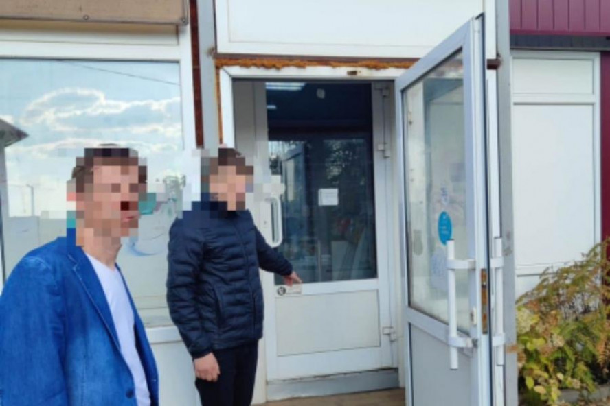 В Тамбовской области задержали 19-летнего парня, ограбившего за ночь несколько торговых павильонов