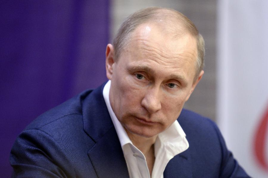 Президент подписал закон о штрафах за санкции в отношении российских СМИ