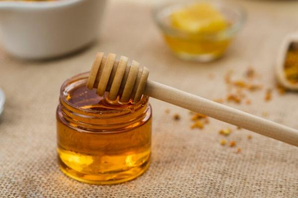 Диетолог рассказал, какое количество мёда можно употреблять в день