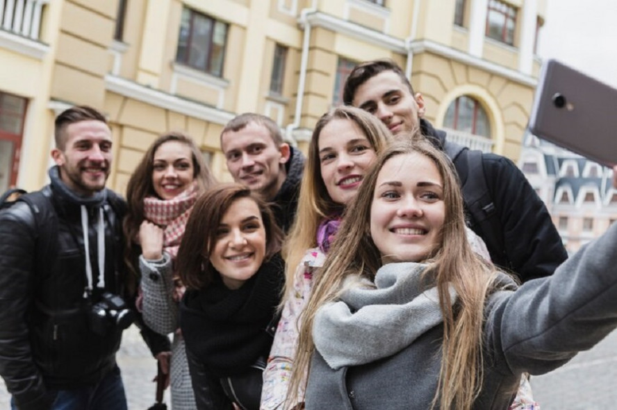 В России перенесли дату празднования Дня молодёжи