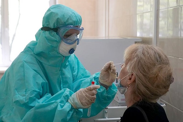 За сутки в России выявили 8404 новых случаев коронавируса
